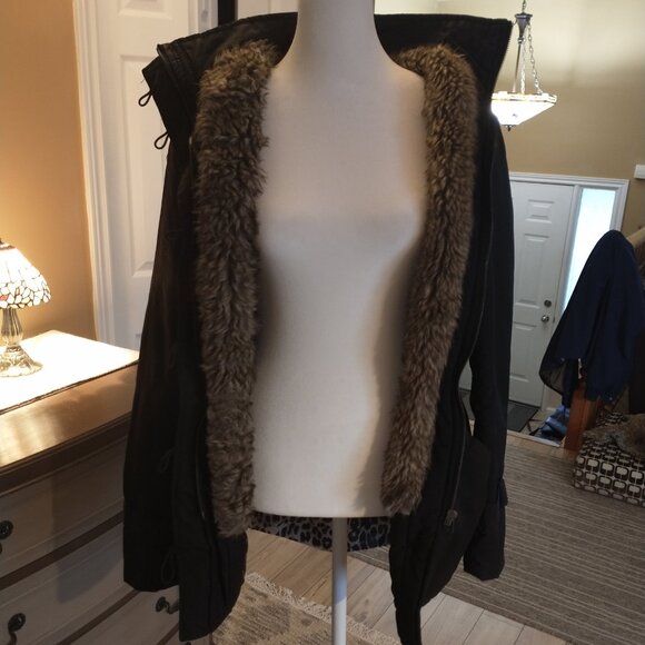 Winter jacket - Picture 6 of 8